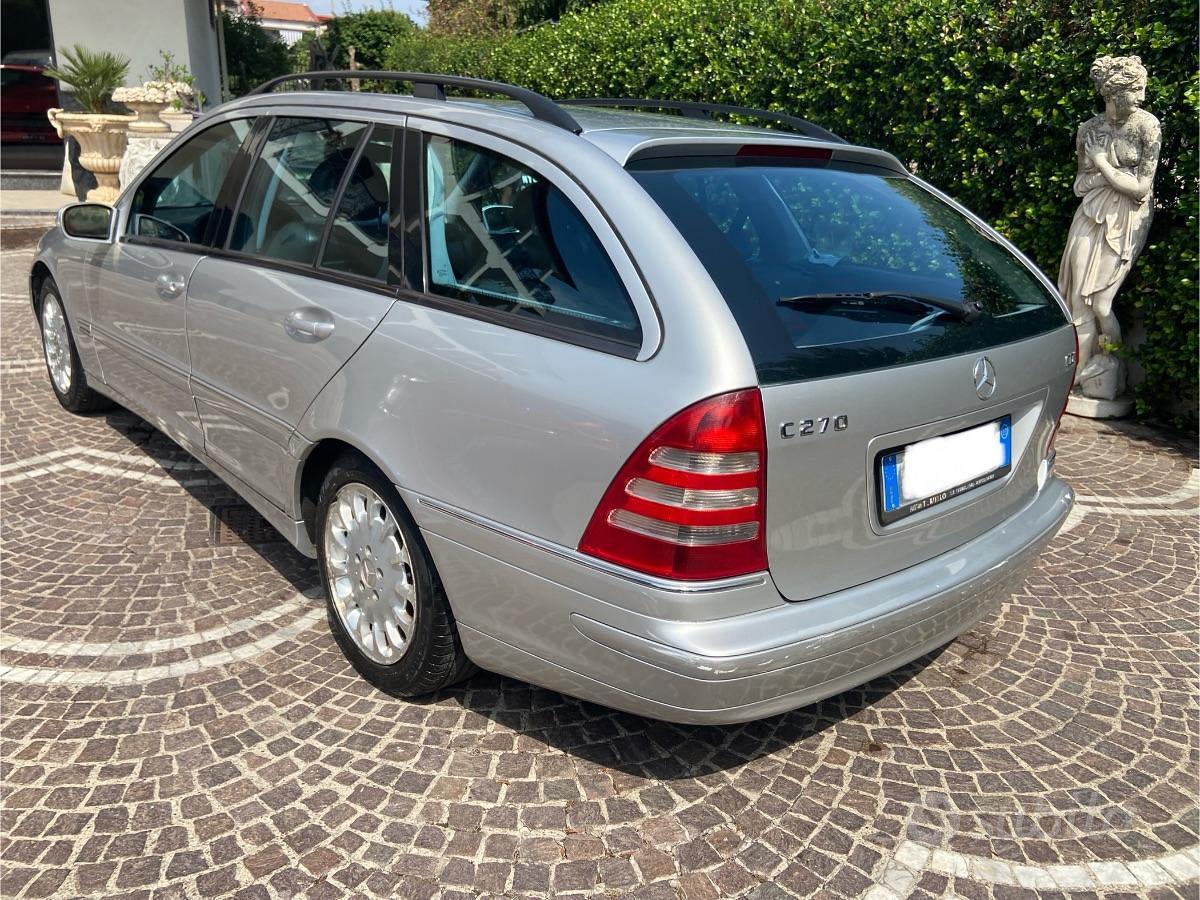 Mercedes-Benz C-Class 2003 photo 2