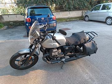 Moto Guzzi V7 Stone 2023 6.400 km