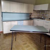 Modernariato credenza e tavolo abbinato anni 60'