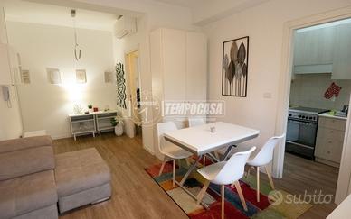 TRILOCALE COMPLETAMENTE RISTRUTTURATO IMMERSO NEL