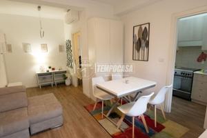 TRILOCALE COMPLETAMENTE RISTRUTTURATO IMMERSO NEL