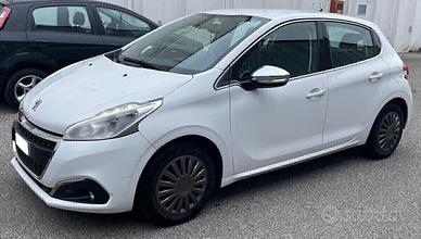 Peugeot 208 PureTech 82 5 porte Active