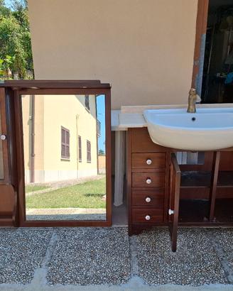 mobile bagno con specchio e  lavabo