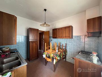 Via Convento,3°piano con ascensore