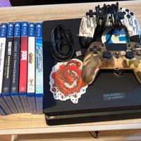 PlayStation 4 con 2 joystick e giochi