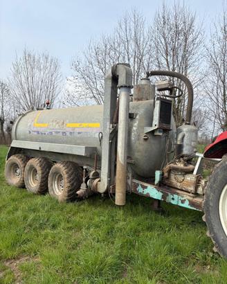 Carrobotte Crai da 150 quintali tre assi