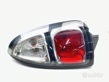 STOP FANALE POSTERIORE DESTRO CITROEN C3 Picasso 6