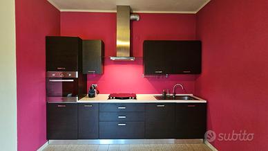 Cucina completa di elettrodomestici (no frigo)