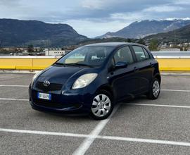 Toyota Yaris 1.0 Benzina 5 porte Neopatentati