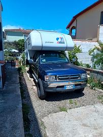 Toyota Hilux 2.4 TD + Cellula Tischer Trail 230