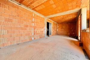 4 LOCALI A NOGAROLE ROCCA