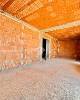 4 LOCALI A NOGAROLE ROCCA