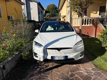 Tesla Model X 100D 6 posti