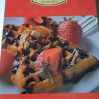 NUOVA – PIASTRA PER WAFFLE A CUORE – 5 STAMPI