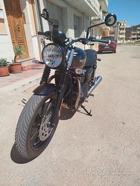 Triumph Speed twin 900