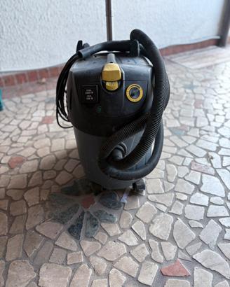 Aspirapolvere professionale
