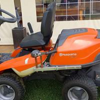 trattorino rasaerba Huqsvarna 316t