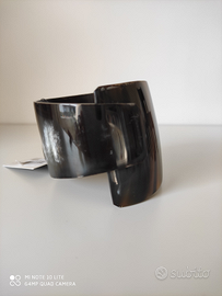 Bracciale etnico in corno