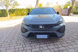 Peugeot 408 GT Plugin Hybrid 180 e-EAT8 01/2024
