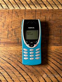 Nokia 8210