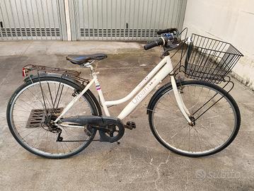 bici donna ruota 28" con cambio 