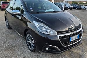 Peugeot 208 PureTech 82 5p. GPL Allure
