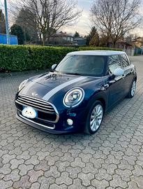 Mini cooper xl business automatica