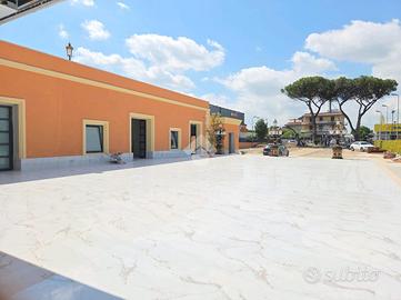 NEGOZIO A ROMA