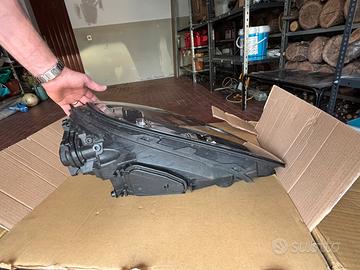 faro Porsche Chayanne