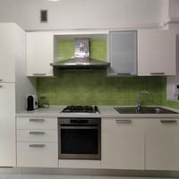 Cucina completa in buone condizioni