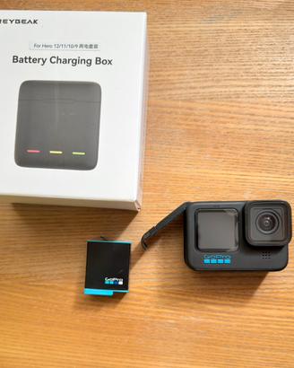 Gopro Hero 10 + caricabatterie multi porte