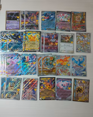 lotto carte Pokemon 30esimo anniversario 30 carte
