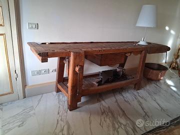 Tavolo da falegname molto antico