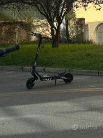 Monopattino elettrico kukirin g2