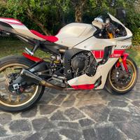 Yamaha YZF R1 - 2023