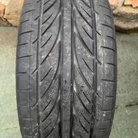 Gomme Hankook 215 40 r18