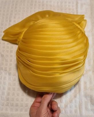 Cappello - acconciatura  per donna