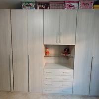 Armadio 7 ante con cavo TV