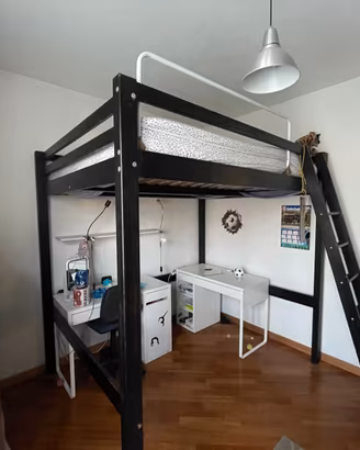 Letto matrimoniale soppalkato Ikea
