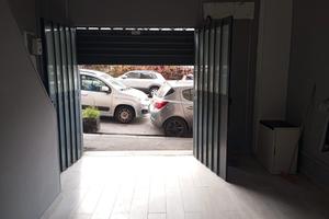 Locale mq 20 più deposito soccavo via piave