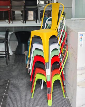 sedia urban in  polipropilene arredo locali 