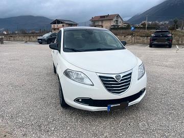 Lancia Ypsilon 1.3 MJT 16V 95 CV 5 porte S&S Plati