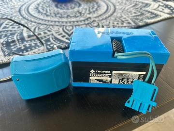 Batteria 6V 3.2 ah e caricabatteria Peg Perego