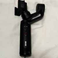 Zhiyun Smooth-Q2, gimbal a 3 assi per smartphone.