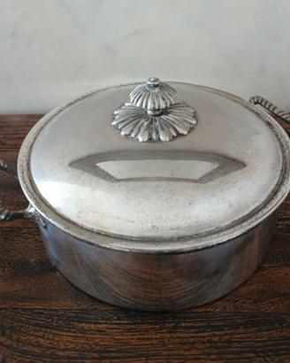 zuppiera in peltro vintage
