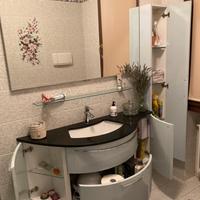 Mobile bagno con colonna