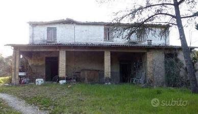 Immobile in asta di 1498 m² con 5 locali a Meldola