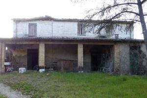 Immobile in asta di 1498 m² con 5 locali a Meldola