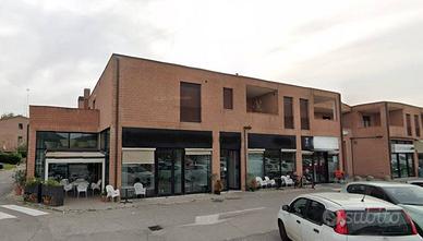 Locale commerciale - Monteriggioni