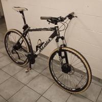 Bicicletta Mountain bike